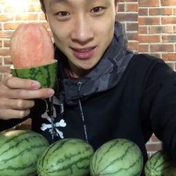 花雨洛吃瓜视频,揭秘娱乐圈幕后故事