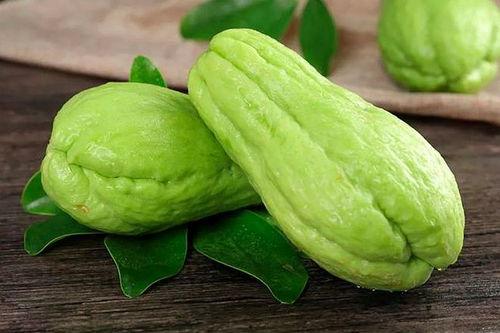 吃桃子可以吃泡椒鸡瓜